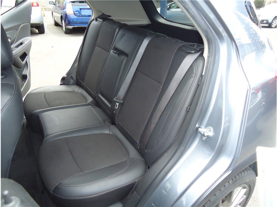 Used 2019 Buick Encore Sport Touring w/ Safety Package AWD/4WD image 13