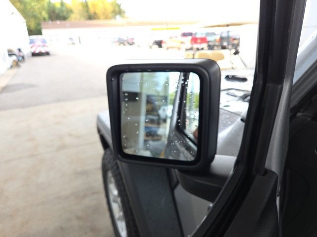 Used 2021 Jeep Wrangler Unlimited Islander w/ Uconnect 4C Nav & Sound Group image 39