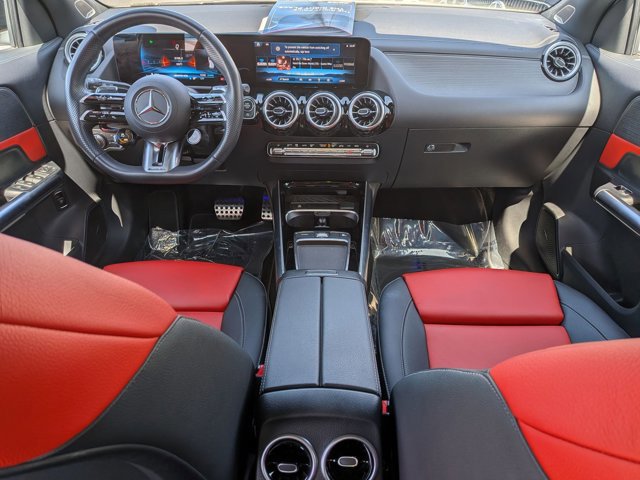 Used 2024 Mercedes-Benz GLA 35 AMG 4MATIC image 18