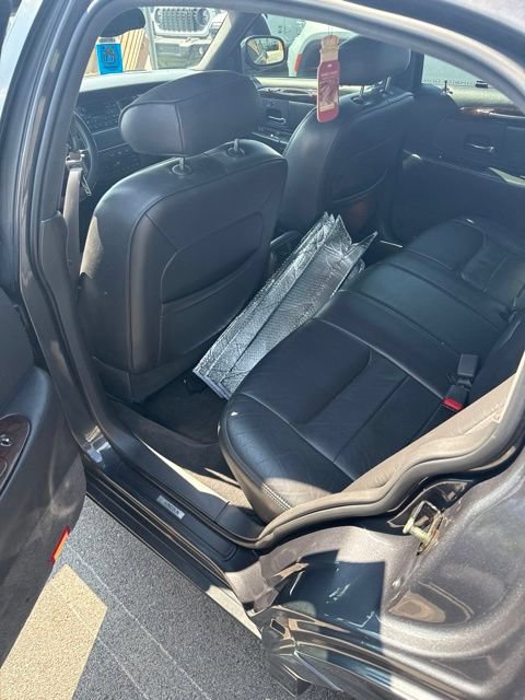 Used 1998 Lincoln Town Car Signature RWD image 15