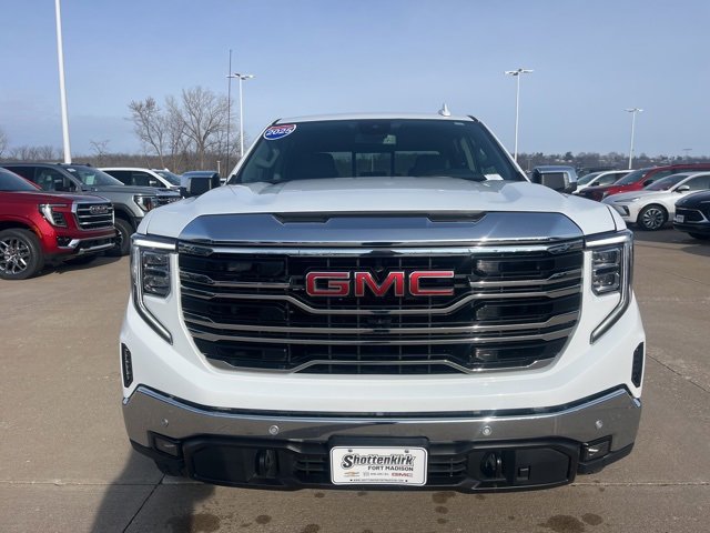 Used 2025 GMC Sierra 1500 SLT w/ SLT Premium Plus Package image 11