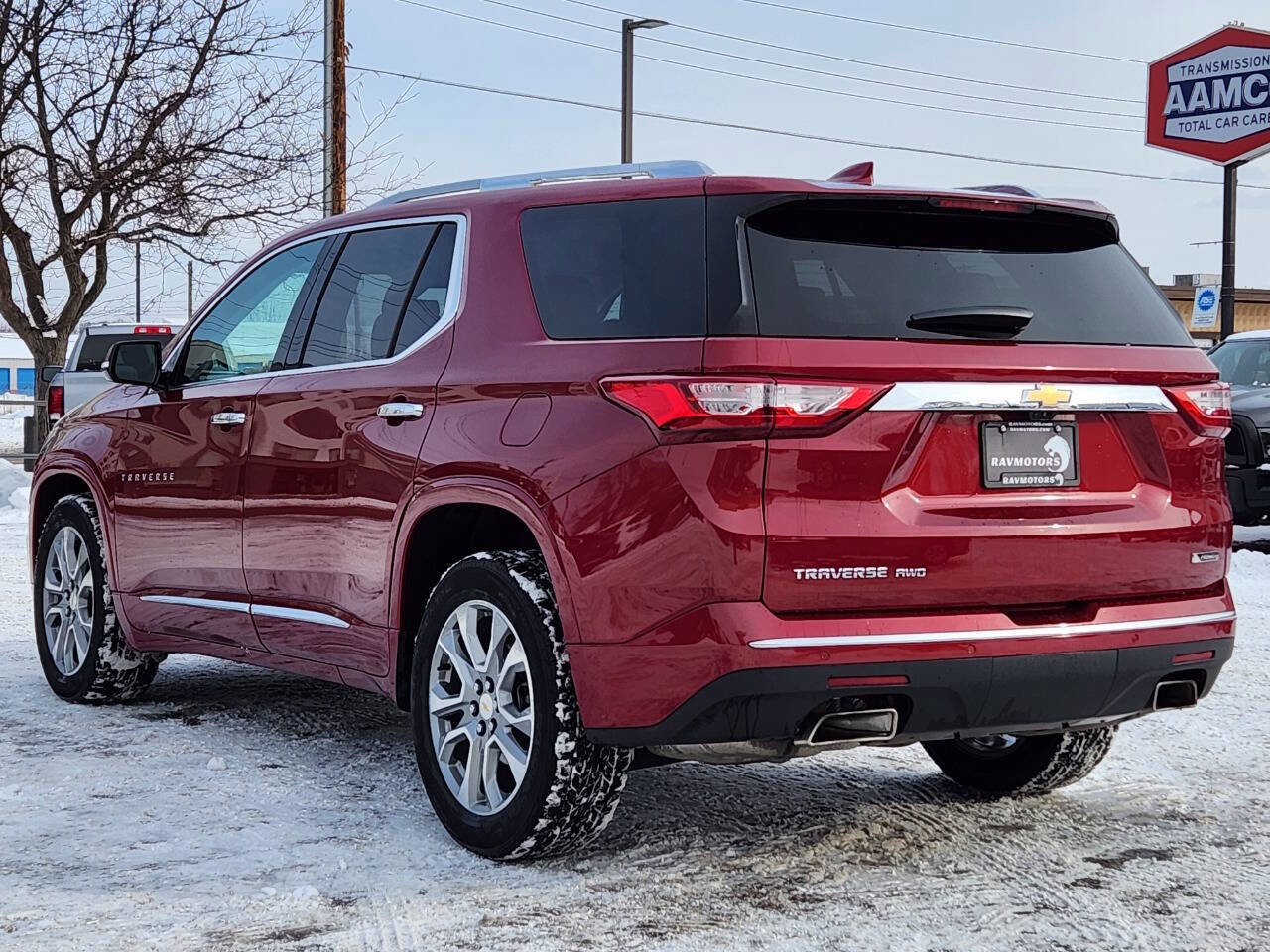 Used 2018 Chevrolet Traverse Premier image 7