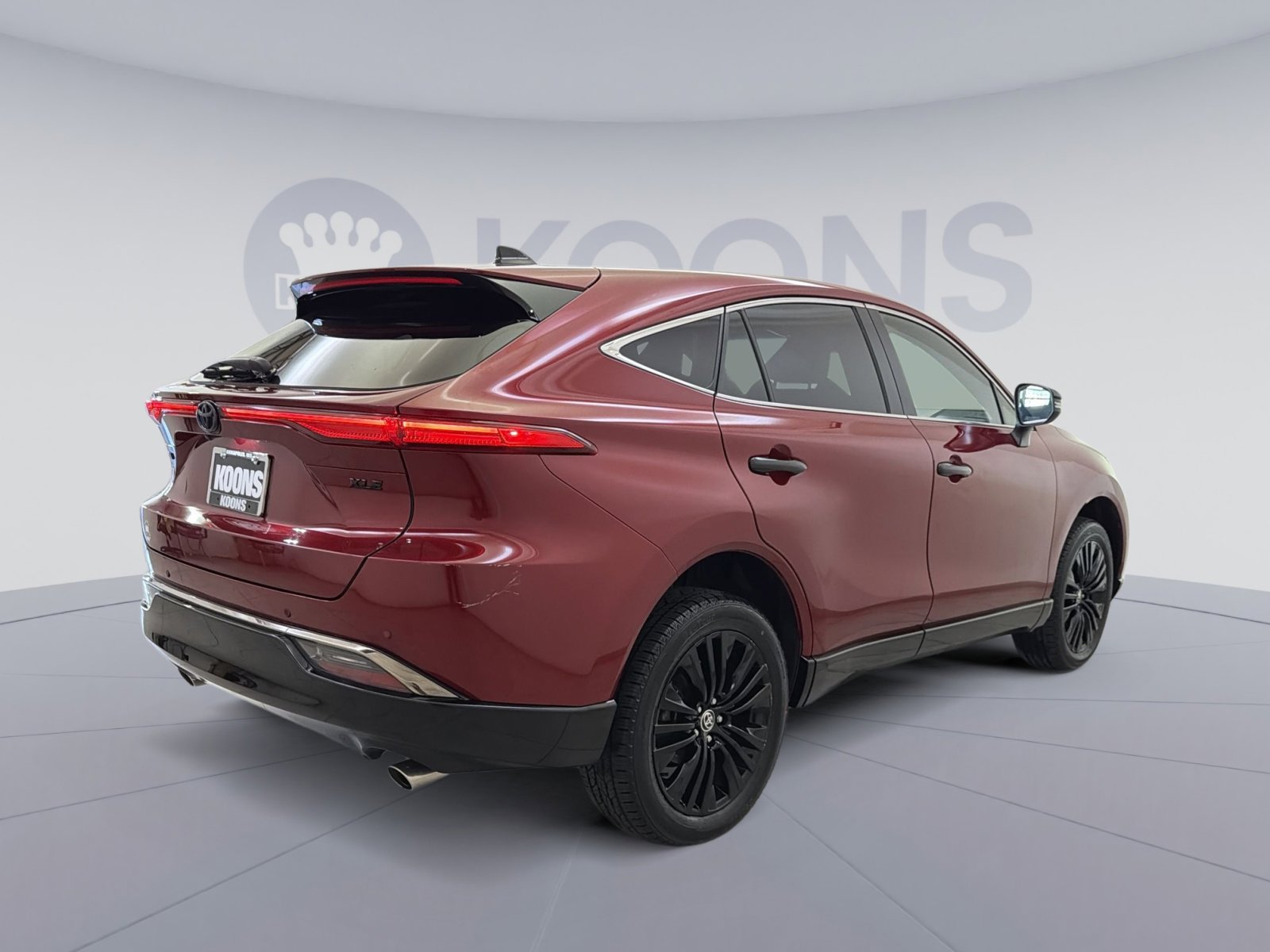 Used 2023 Toyota Venza Nightshade AWD/4WD image 11