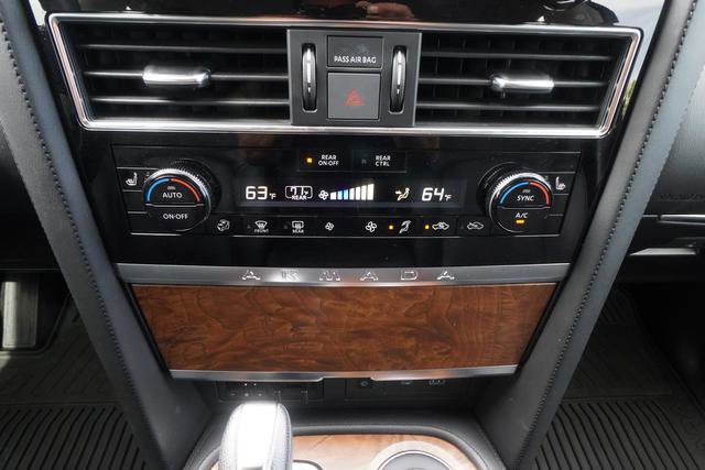 Used 2023 Nissan Armada SL w/ Captain's Chairs Package RWD image 18
