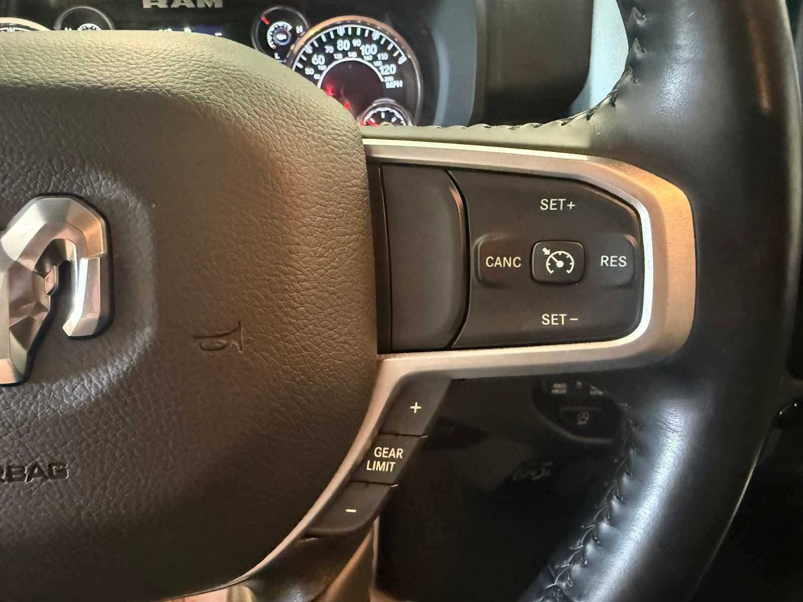 Used 2023 RAM 1500 Big Horn AWD/4WD image 30