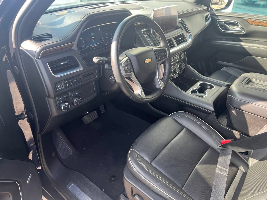 Used 2024 Chevrolet Tahoe Premier AWD/4WD image 11
