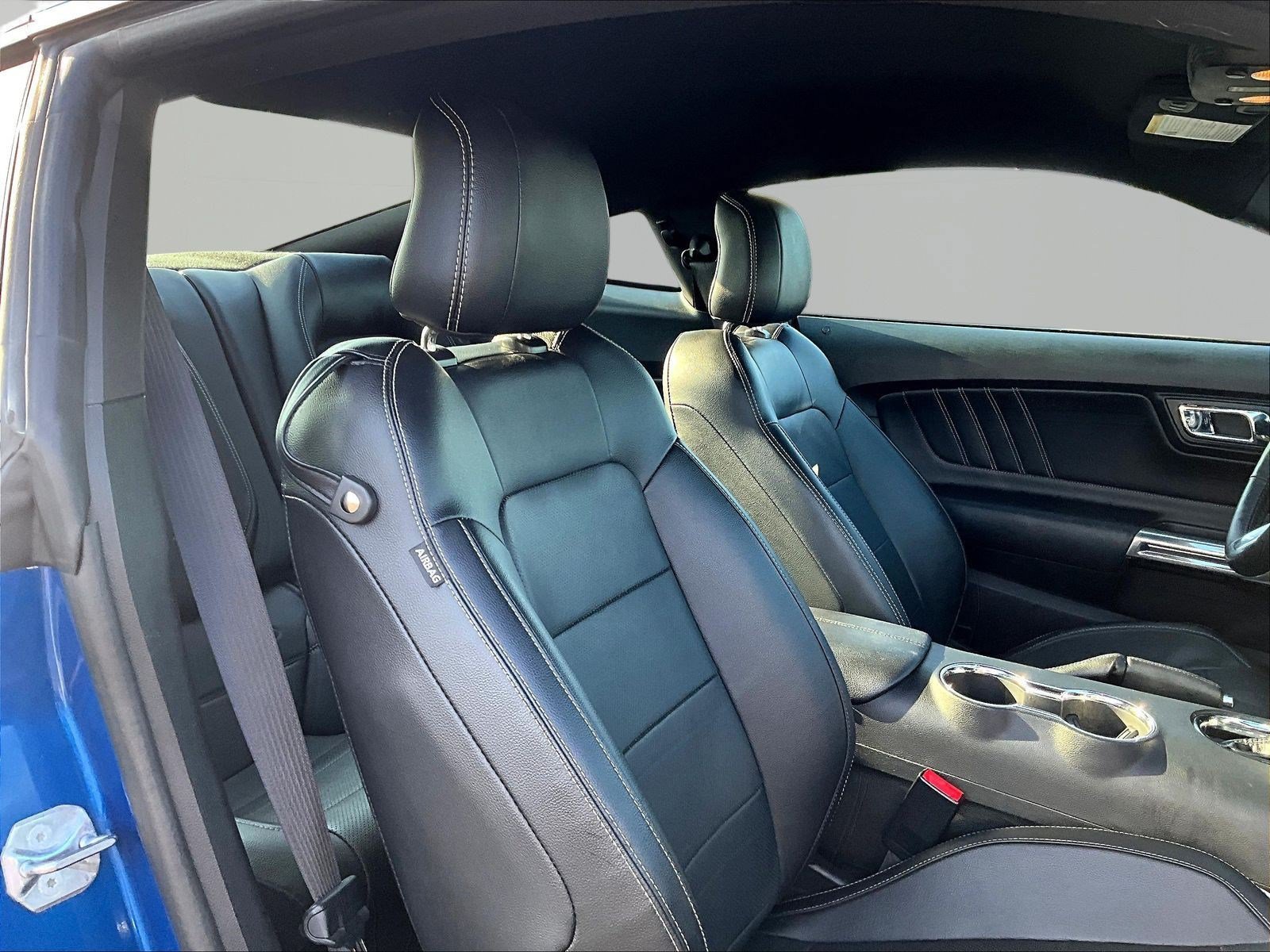 Used 2017 Ford Mustang Premium RWD image 28