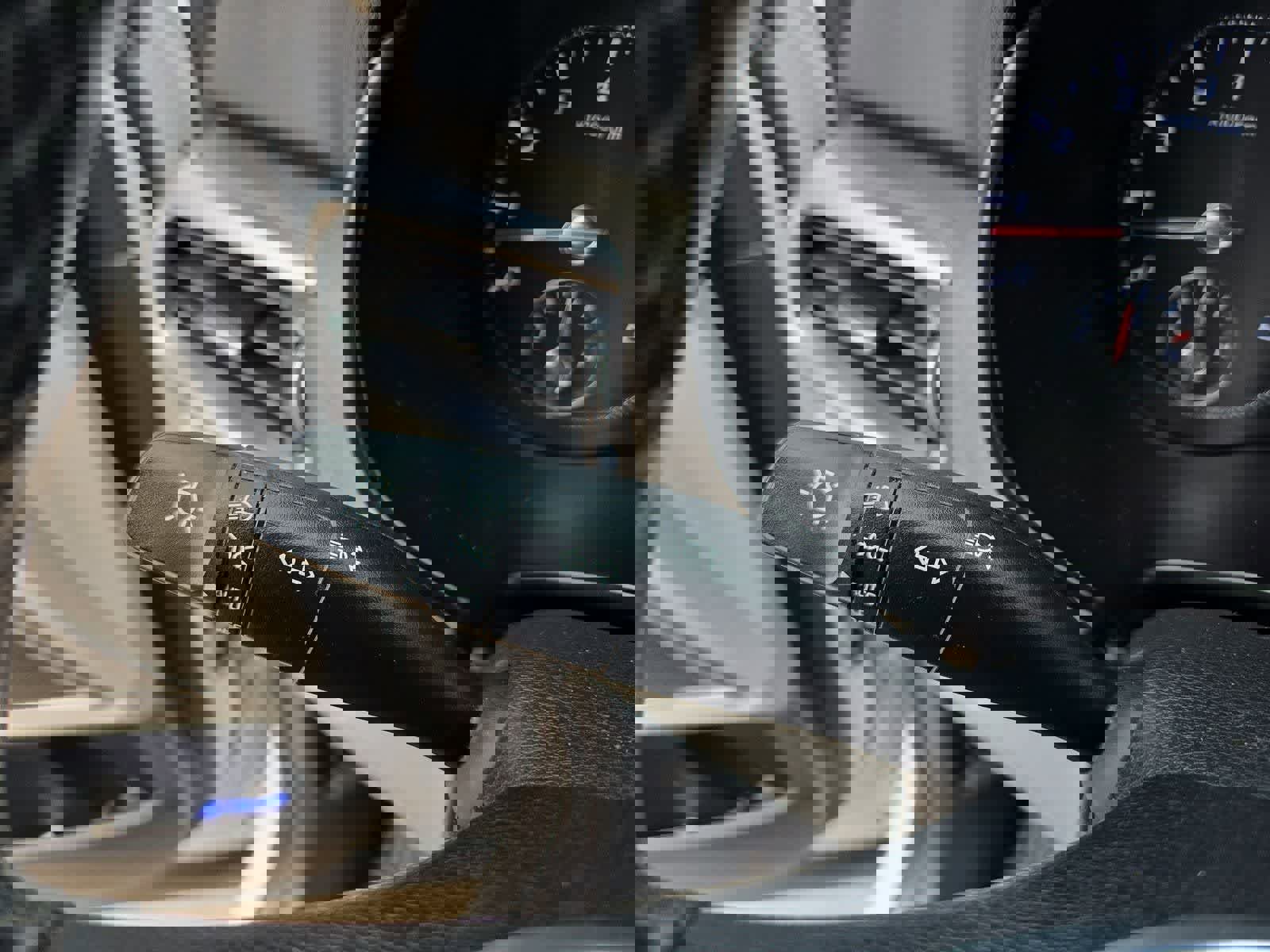 Used 2022 Kia Telluride EX w/ EX Premium Package image 26