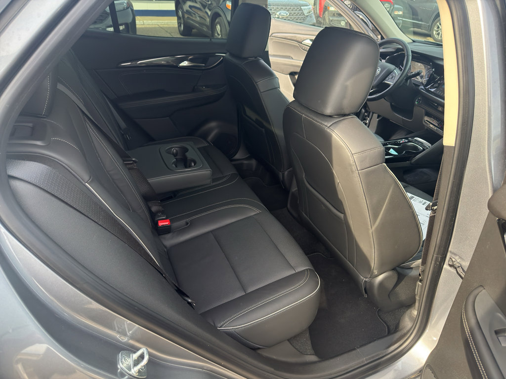 Used 2021 Buick Envision Essence w/ Technology Package I image 19