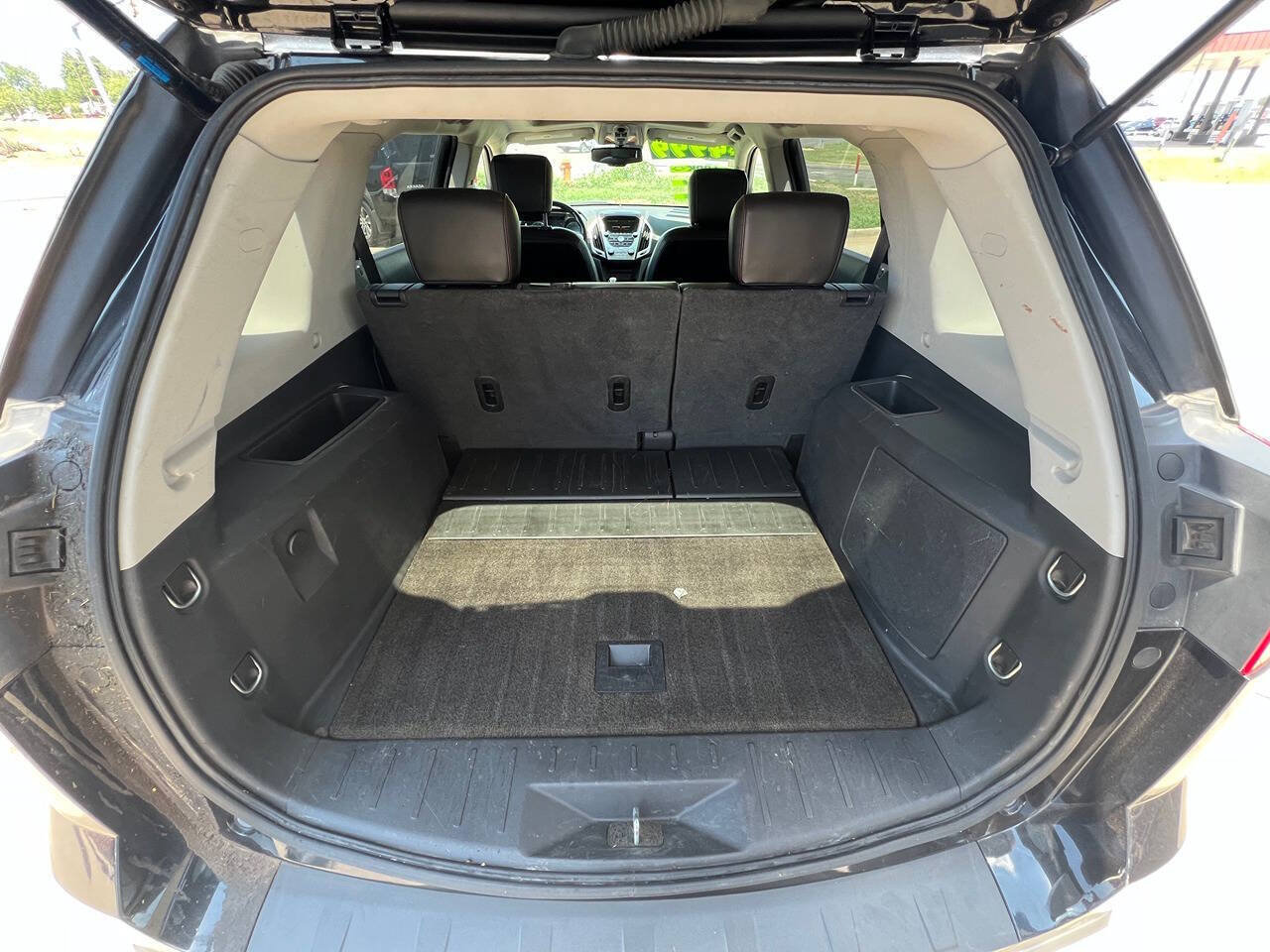 Used 2010 GMC Terrain SLT w/ Cargo Package AWD/4WD image 12