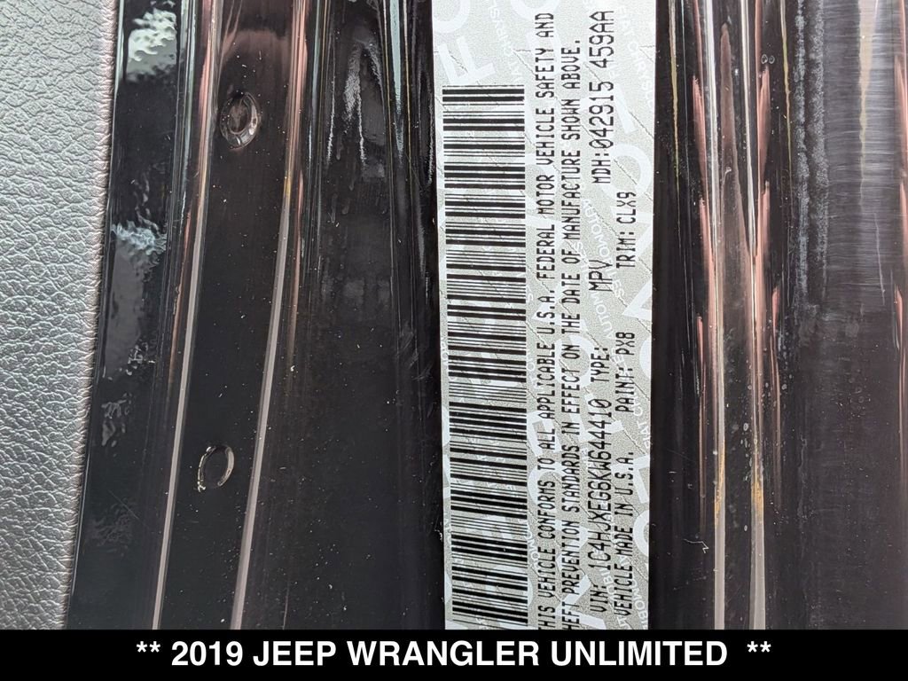Used 2019 Jeep Wrangler Unlimited Sahara AWD/4WD image 29