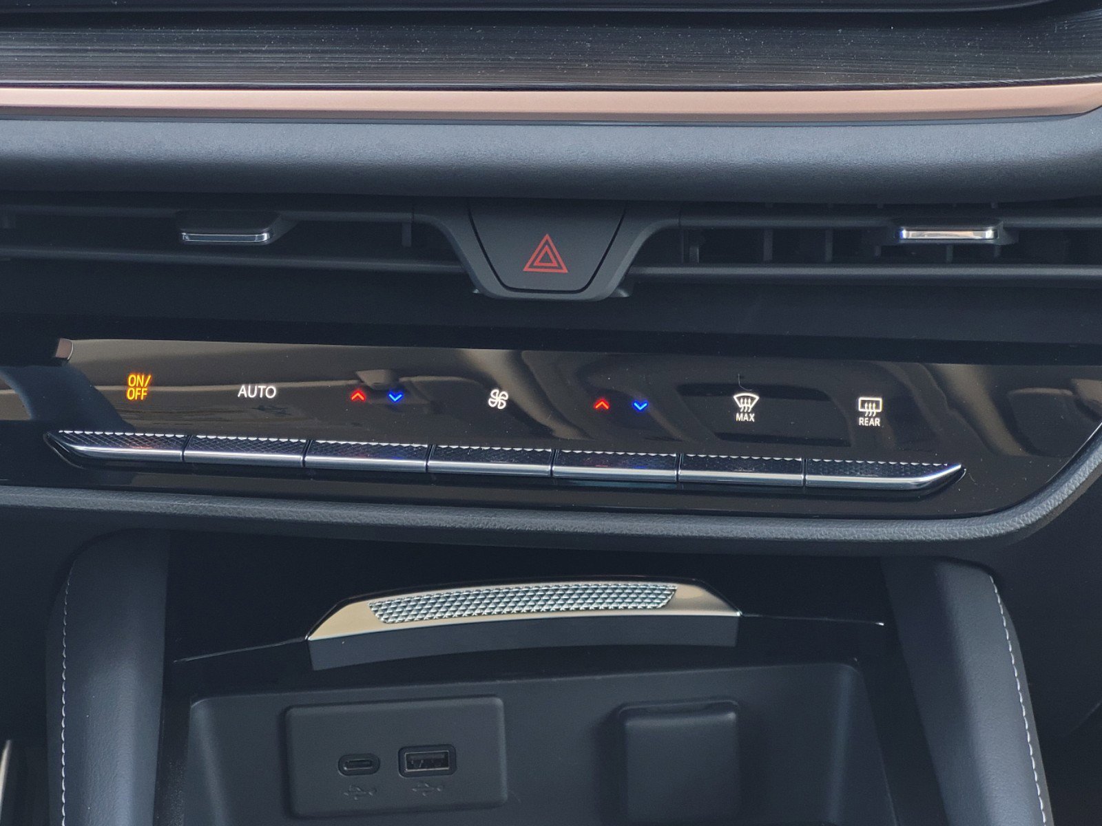 New 2025 Buick Envision Sport Touring image 15