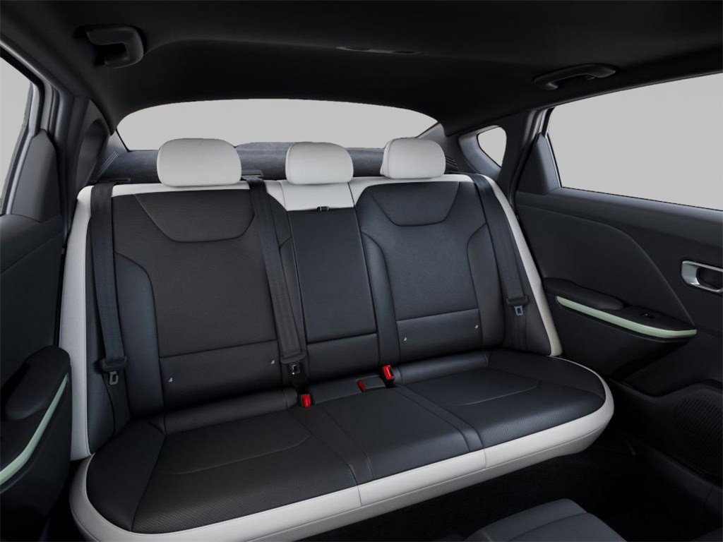 New 2025 Kia K4 GT-Line Turbo image 16