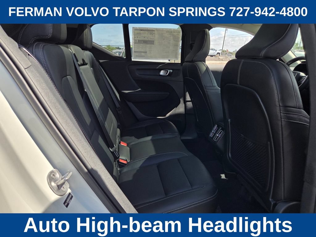 New 2026 Volvo XC40 B5 Plus w/ Climate Package AWD/4WD image 19