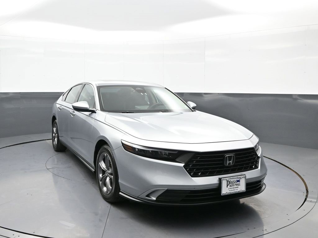 Certified 2024 Honda Accord EX image 3