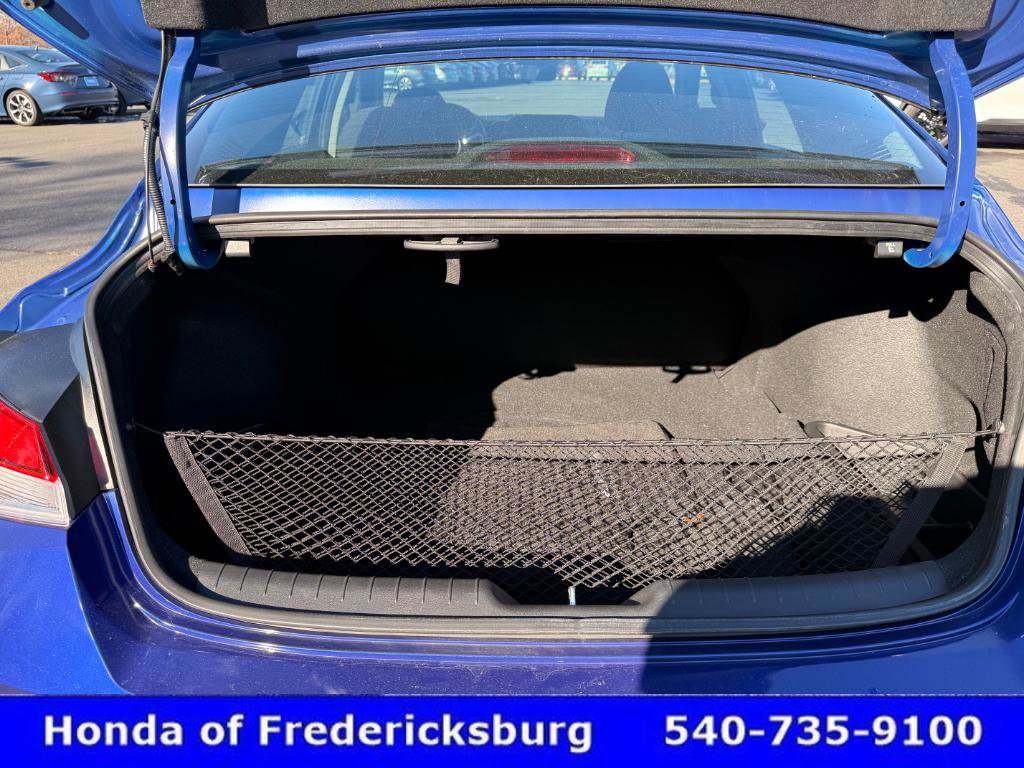 Used 2023 Hyundai Elantra SE w/ Preferred Accessory Package image 33