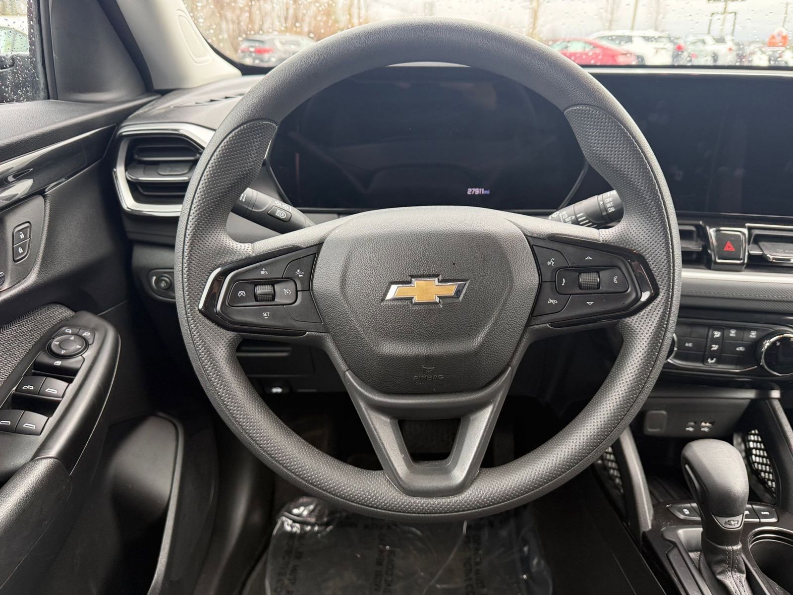 Used 2025 Chevrolet TrailBlazer LT w/ Driver Confidence Package image 29