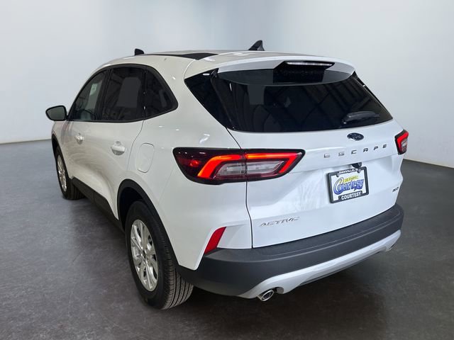 New 2026 Ford Escape Active w/ Cold Weather Package AWD/4WD image 3