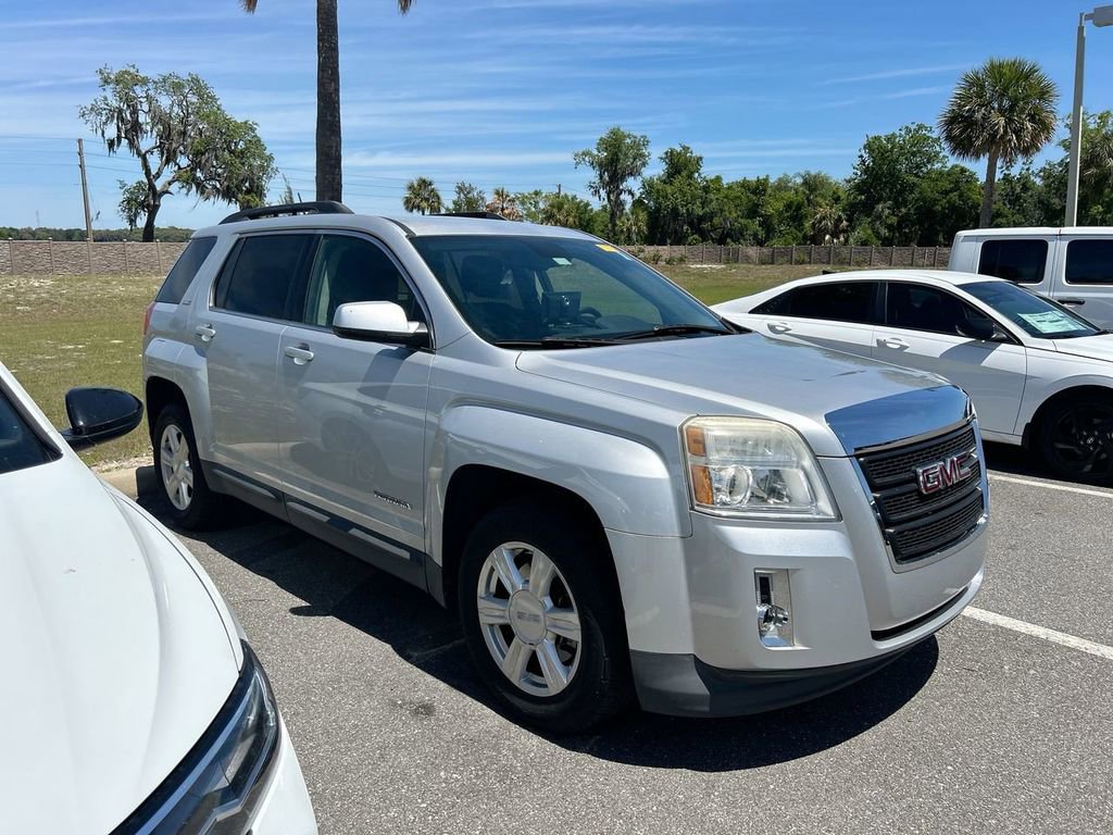 Used 2014 GMC Terrain SLE image 1