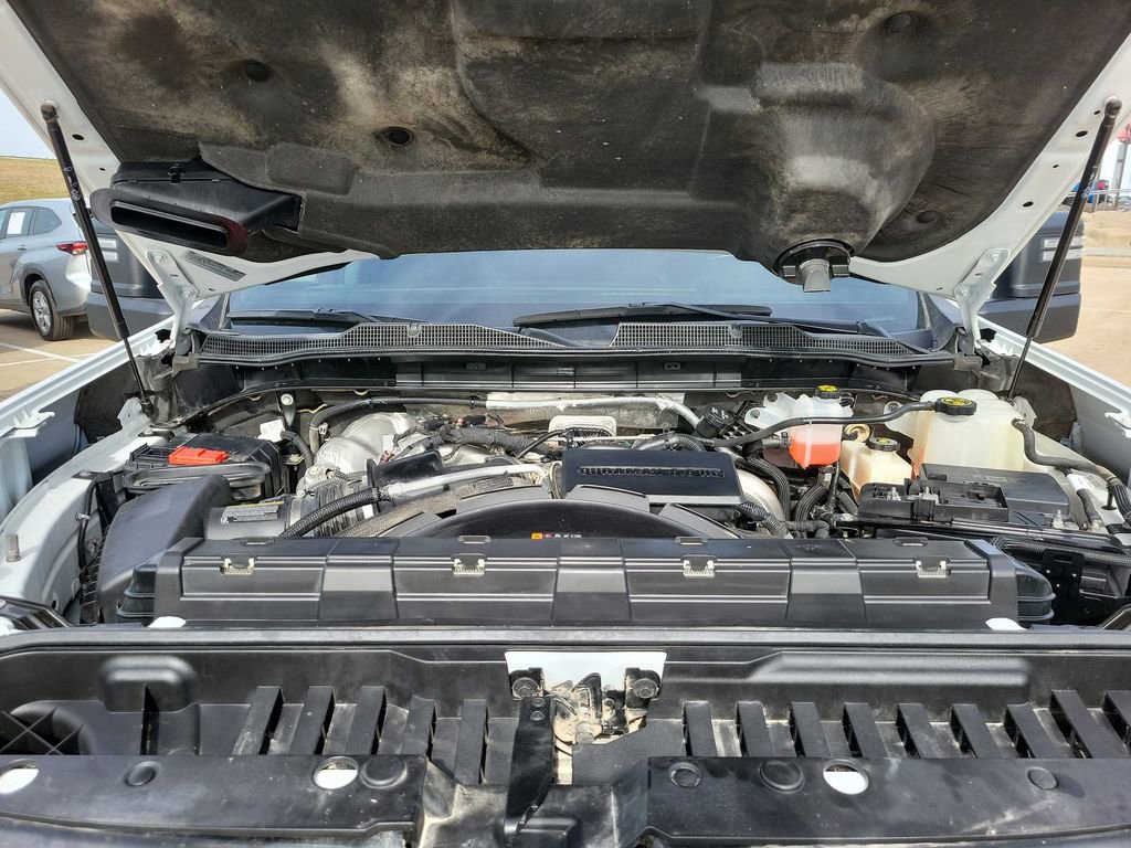 Used 2024 Chevrolet Silverado 2500 LT image 28