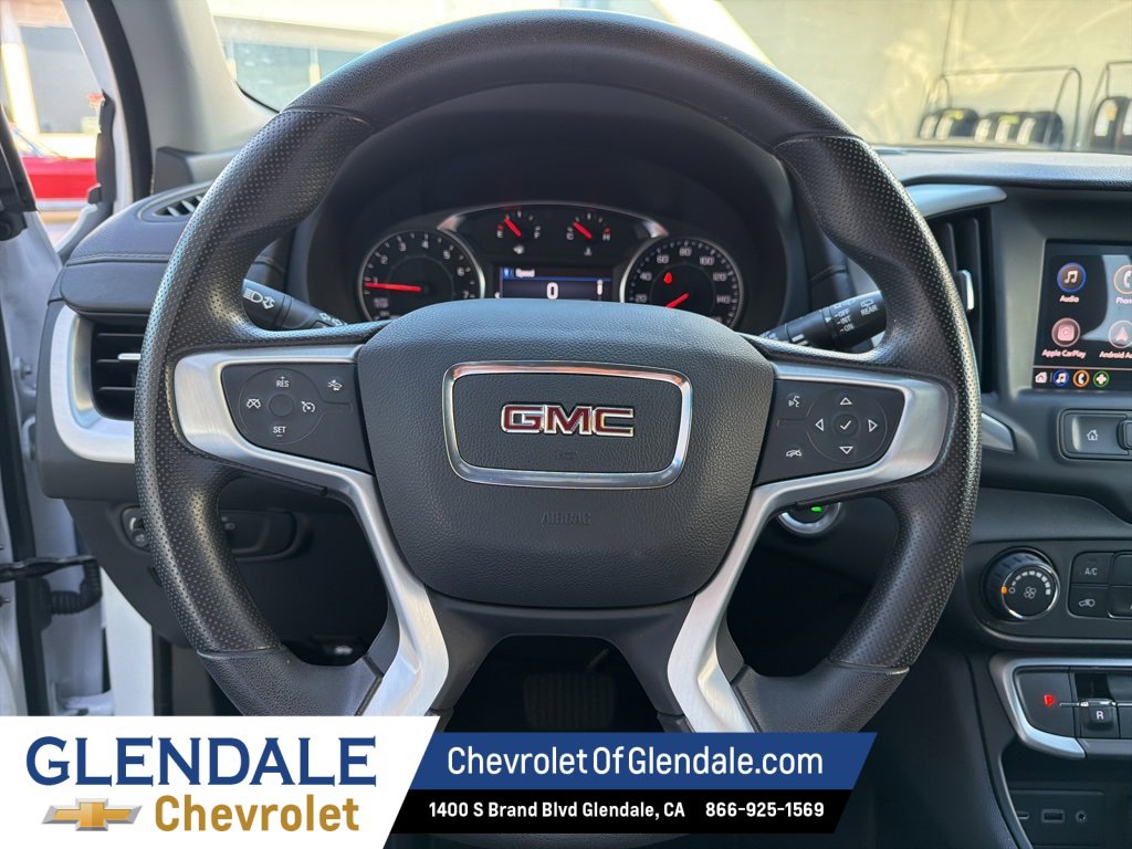 Used 2024 GMC Terrain SLE image 13