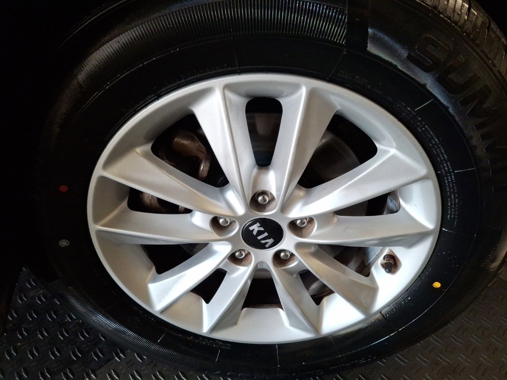 Used 2019 Kia Sorento LX w/ Option Group 020 image 3