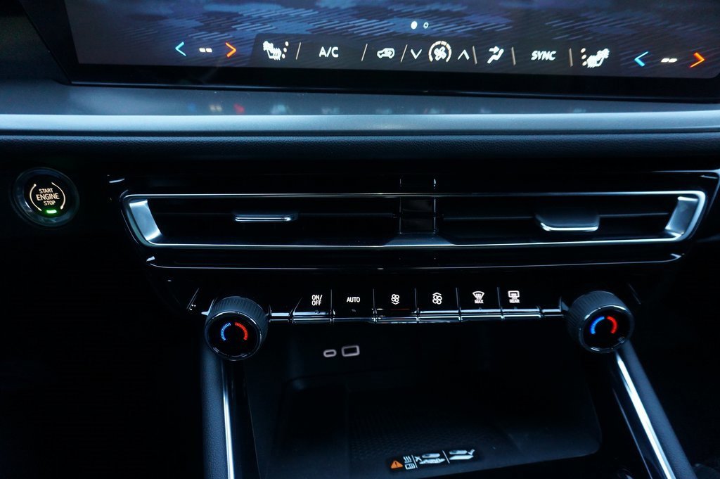 New 2026 Chevrolet Traverse LT w/ Midnight/Sport Edition image 16