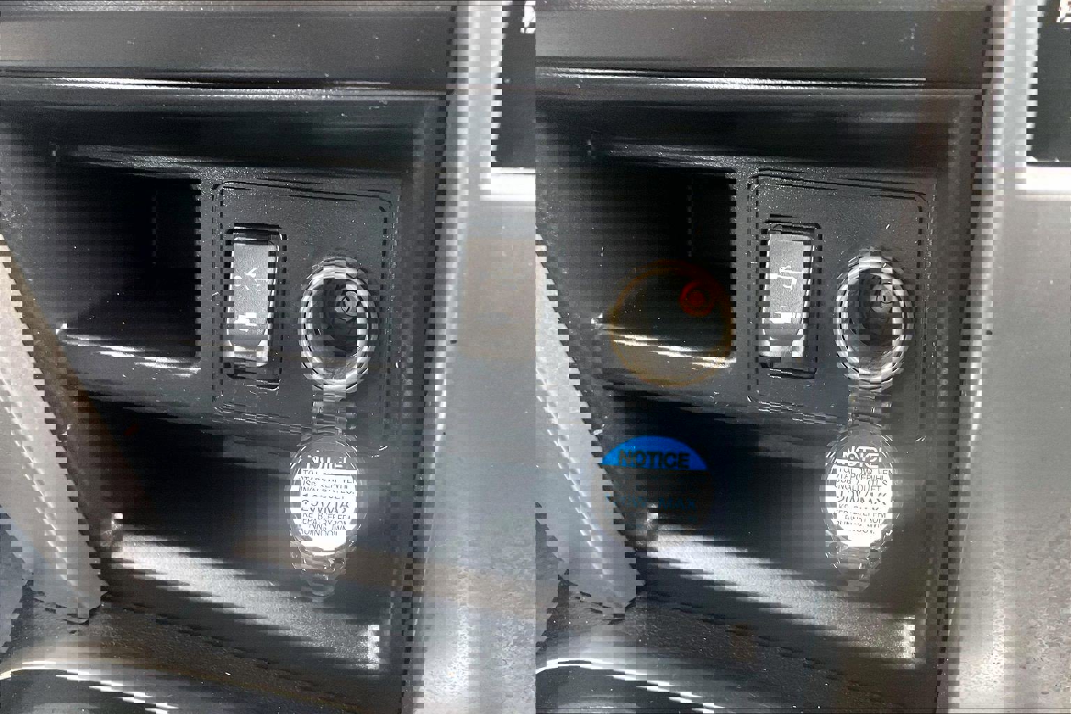 Used 2015 Toyota 4Runner SR5 image 38