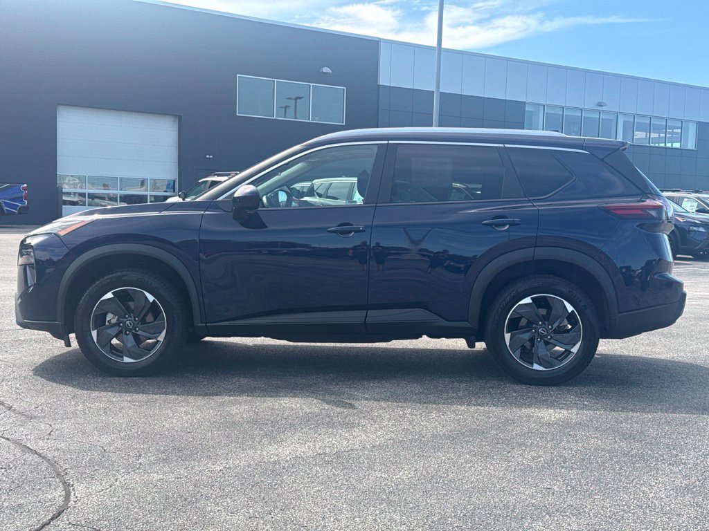 Certified 2025 Nissan Rogue SV w/ SV Premium Package AWD/4WD image 33