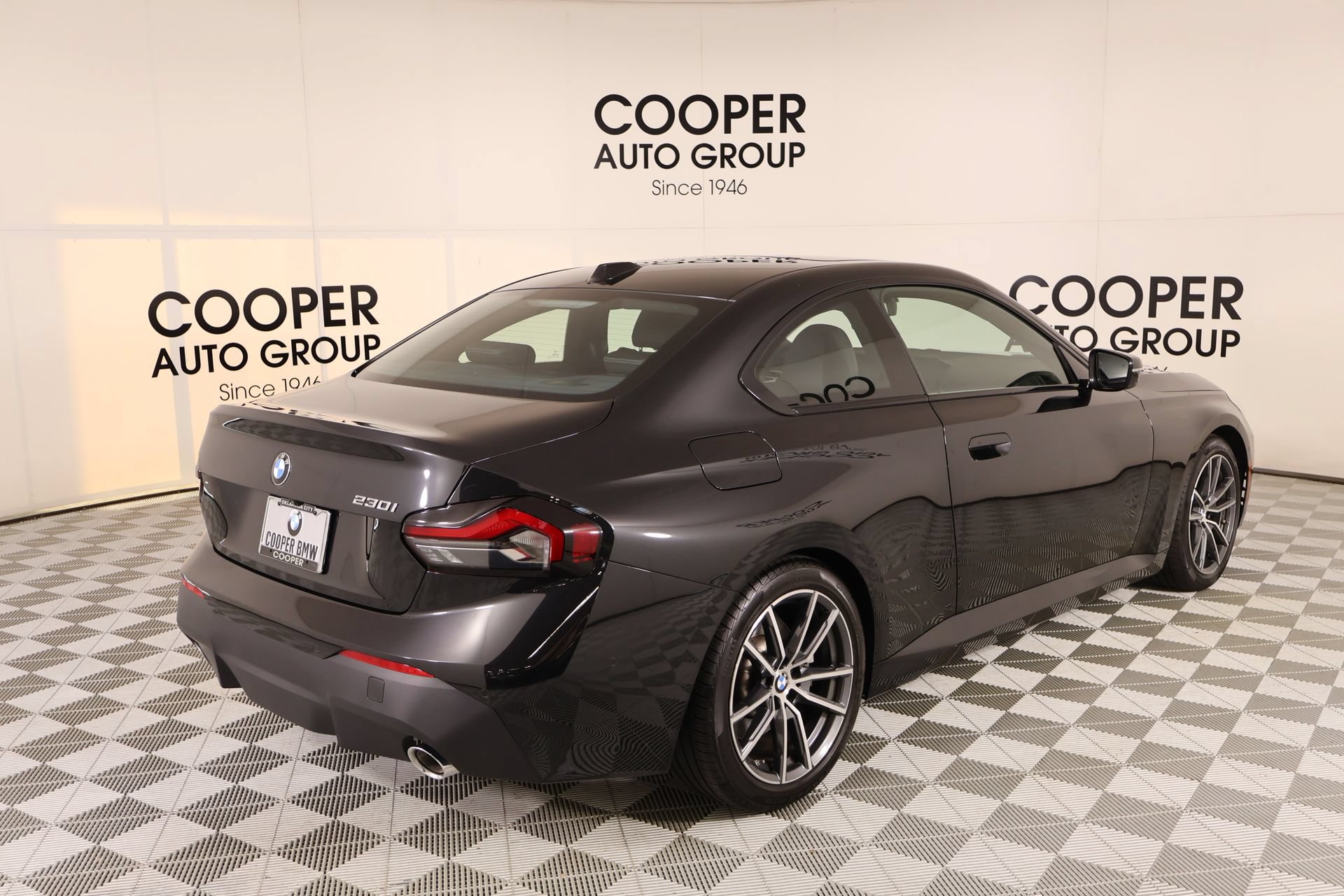 Used 2025 BMW 230i Coupe RWD image 21