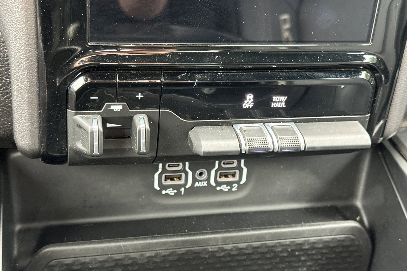 Used 2023 RAM 1500 Rebel w/ Night Edition image 24