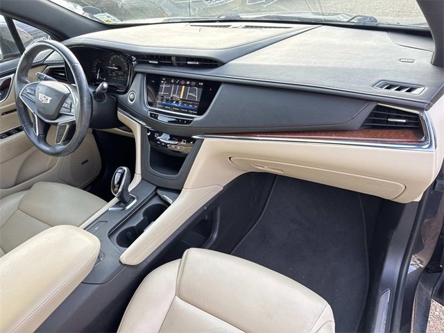 Used 2018 Cadillac XT5 Luxury image 17
