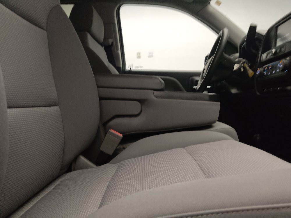 Used 2018 Chevrolet Silverado 1500 W/T AWD/4WD image 21