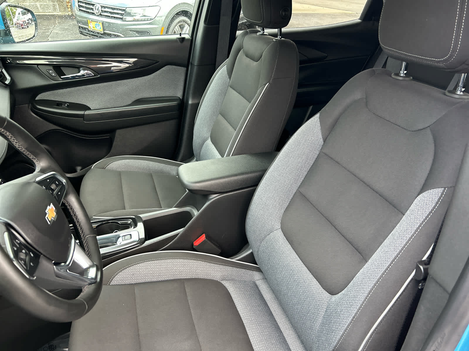 Used 2025 Chevrolet TrailBlazer LT w/ Convenience Package AWD/4WD image 12