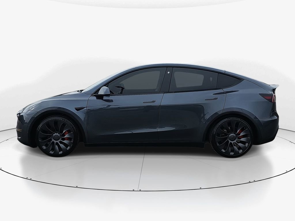 Used 2022 Tesla Model Y Performance image 9