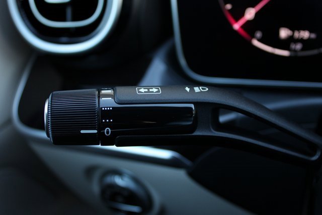 New 2025 Mercedes-Benz C 300 4MATIC Sedan image 19