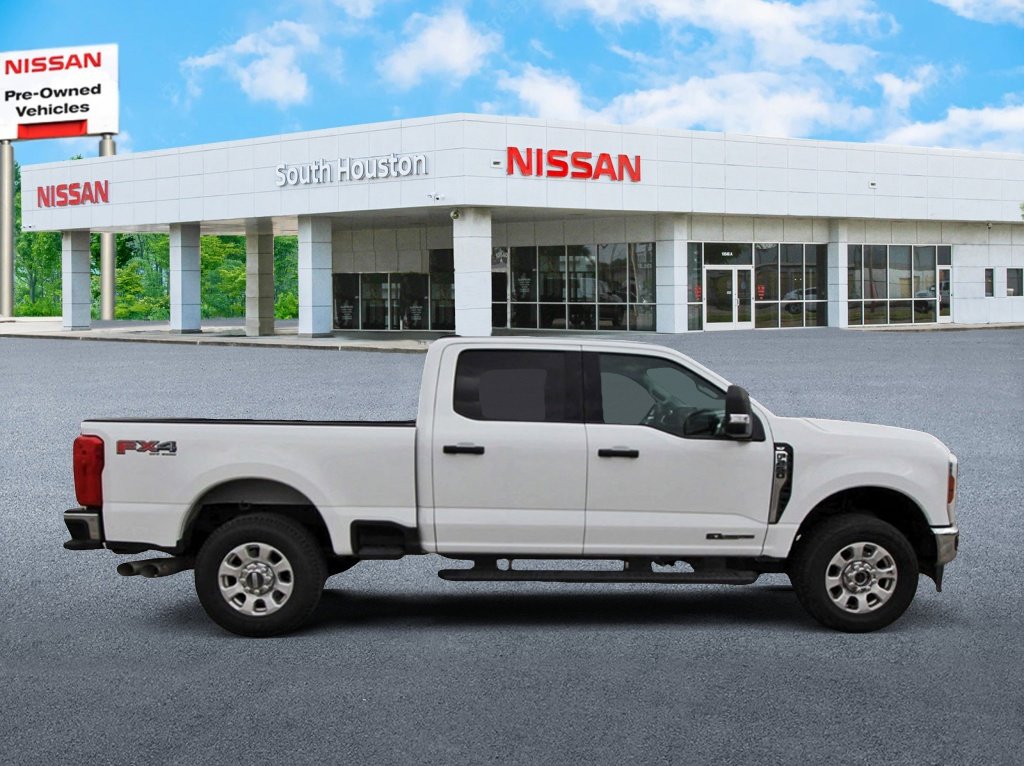 Used 2024 Ford F250 XLT w/ FX4 Off-Road Package image 5