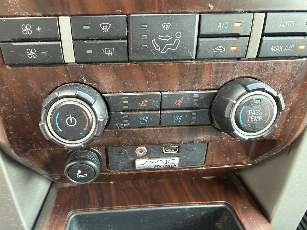 Used 2012 Ford F150 Lariat w/ Lariat Chrome Pkg AWD/4WD image 18