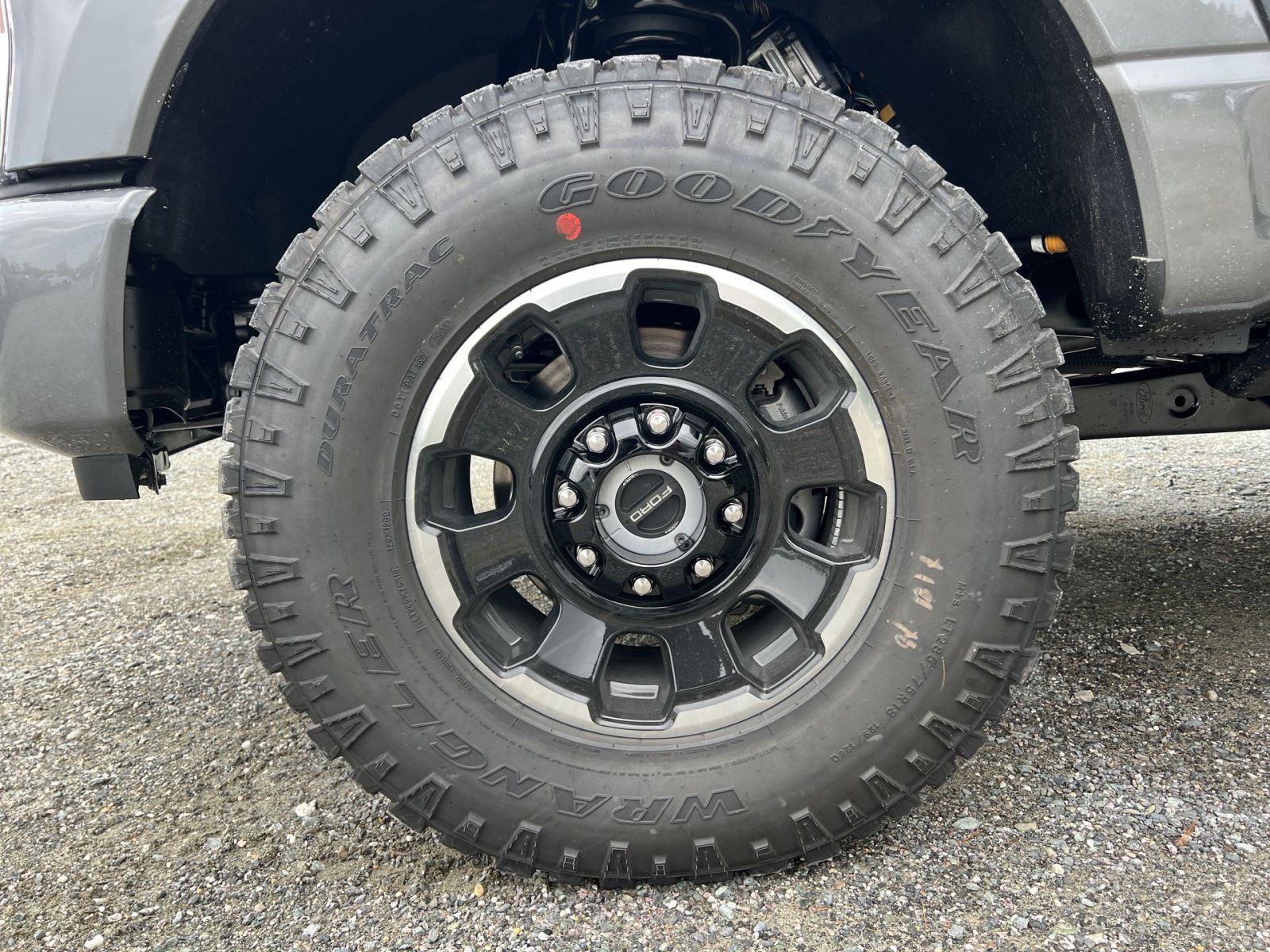 New 2027 Ford F350 Platinum w/ Tremor Off-Road Package AWD/4WD image 12