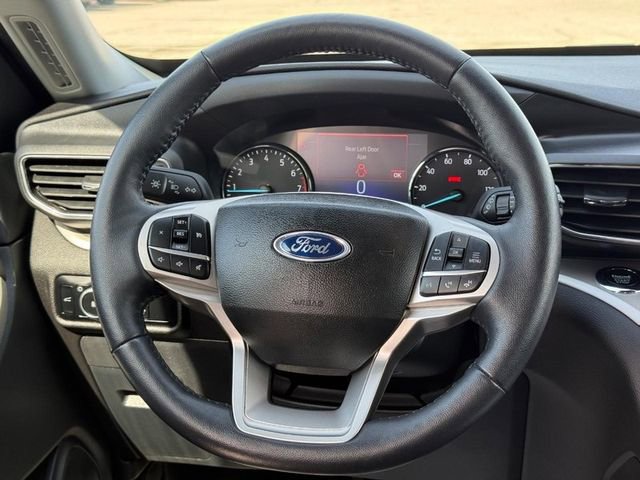 Used 2023 Ford Explorer XLT w/ Equipment Group 202A image 14