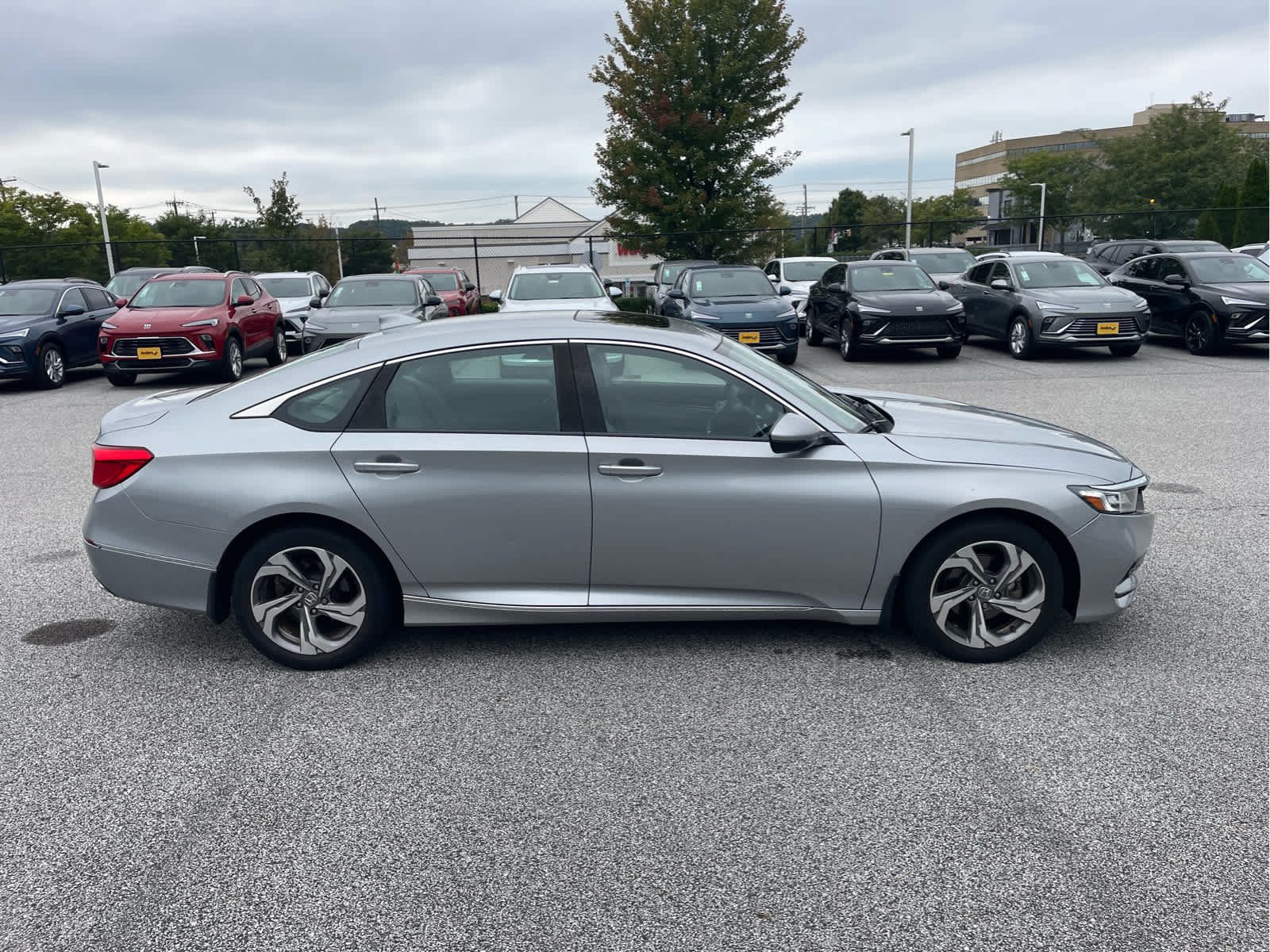 Used 2018 Honda Accord EX-L image 12