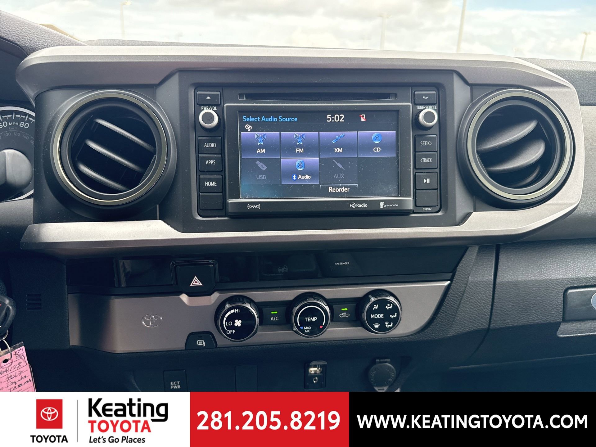 Used 2017 Toyota Tacoma SR5 w/ Tow Package image 22