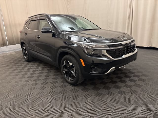 Certified 2024 Kia Seltos EX AWD/4WD image 3