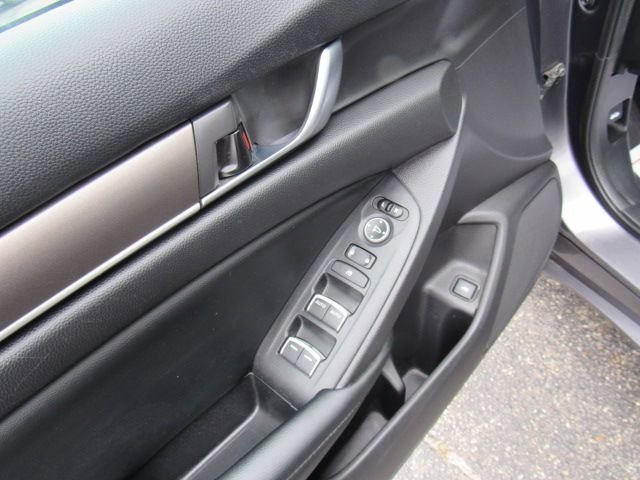 Used 2018 Honda Accord LX image 13