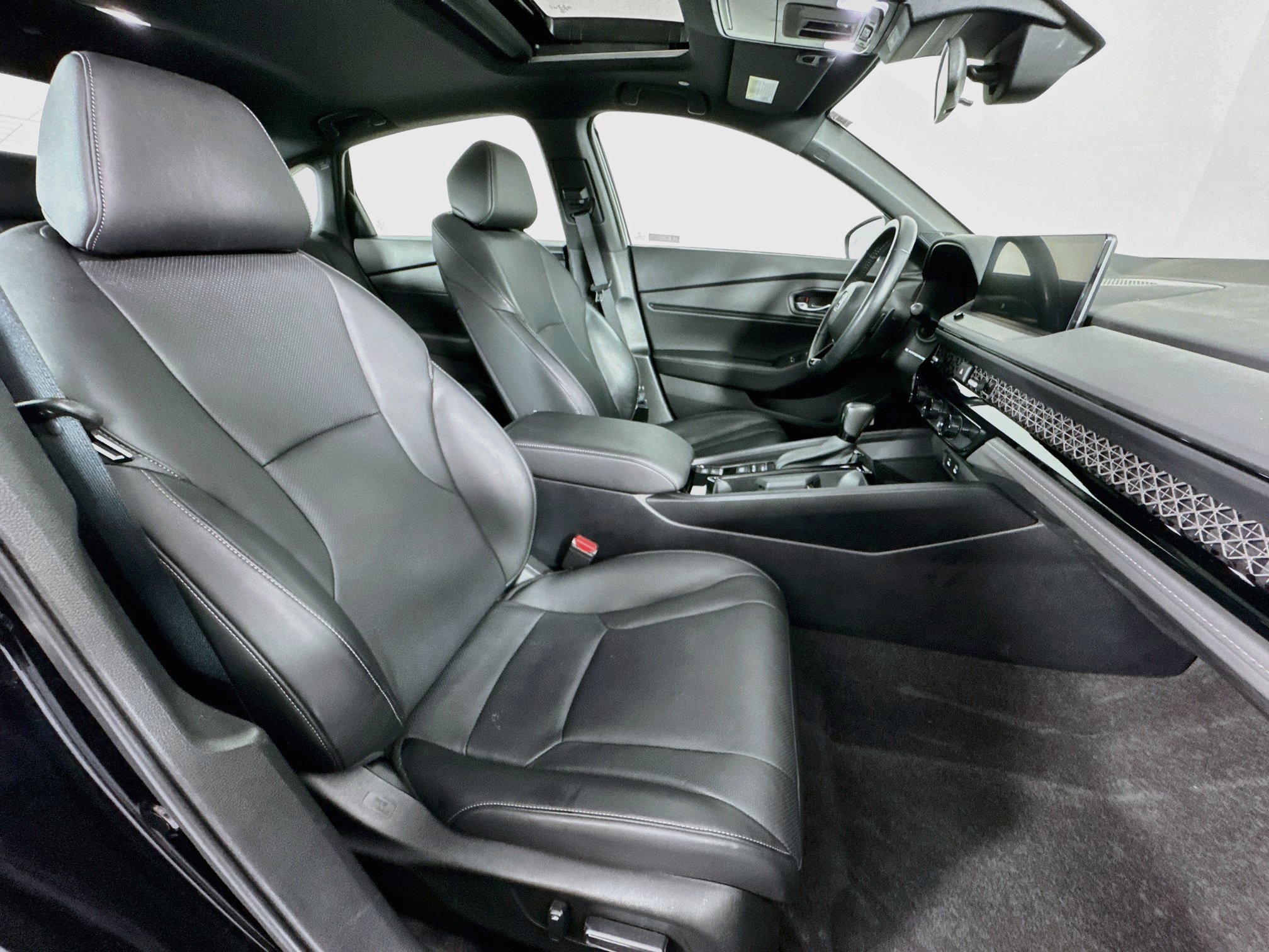 Certified 2023 Honda Accord Sport image 27