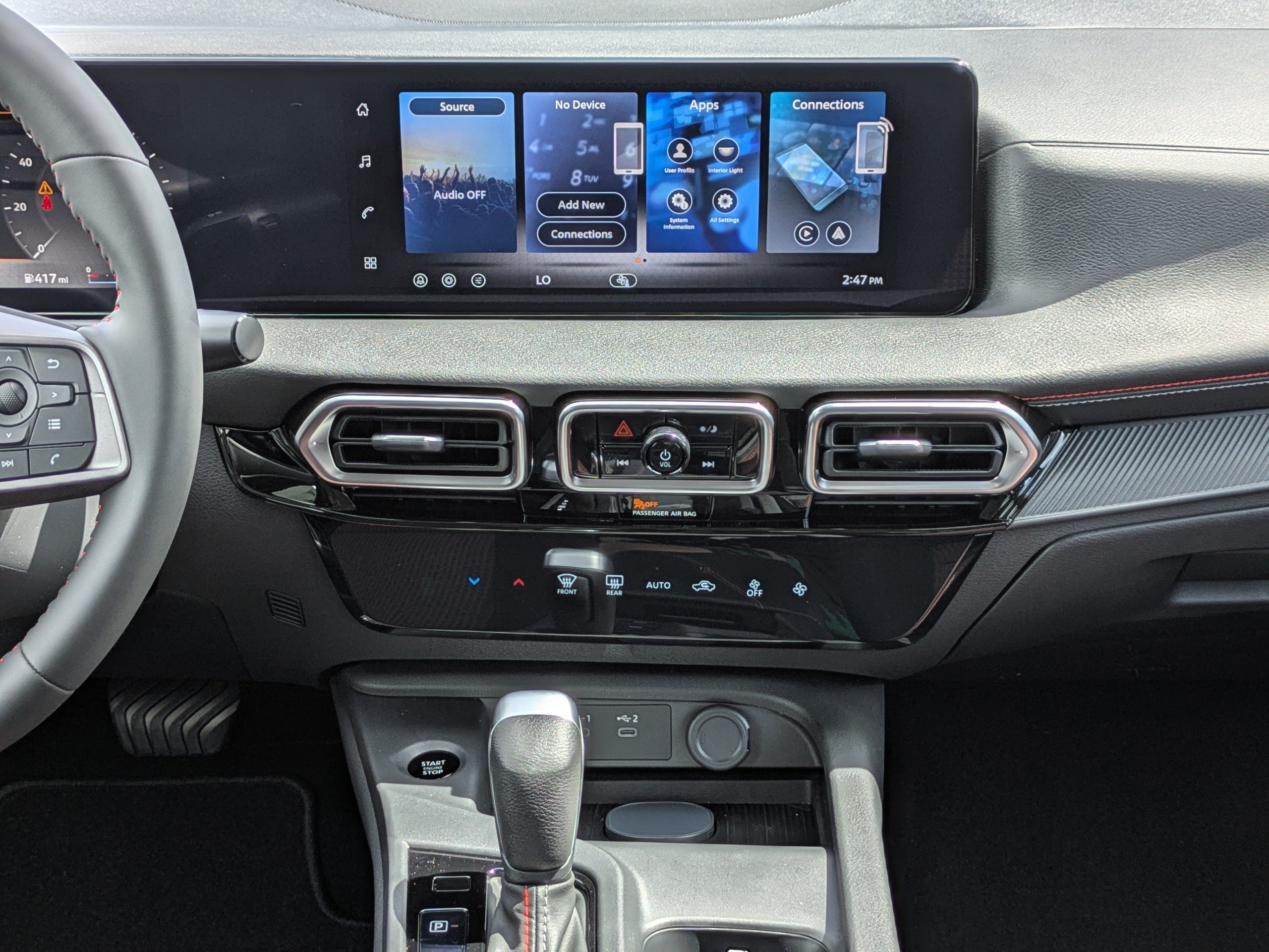 New 2027 Nissan Sentra SR w/ Floor Mat Package FWD image 18
