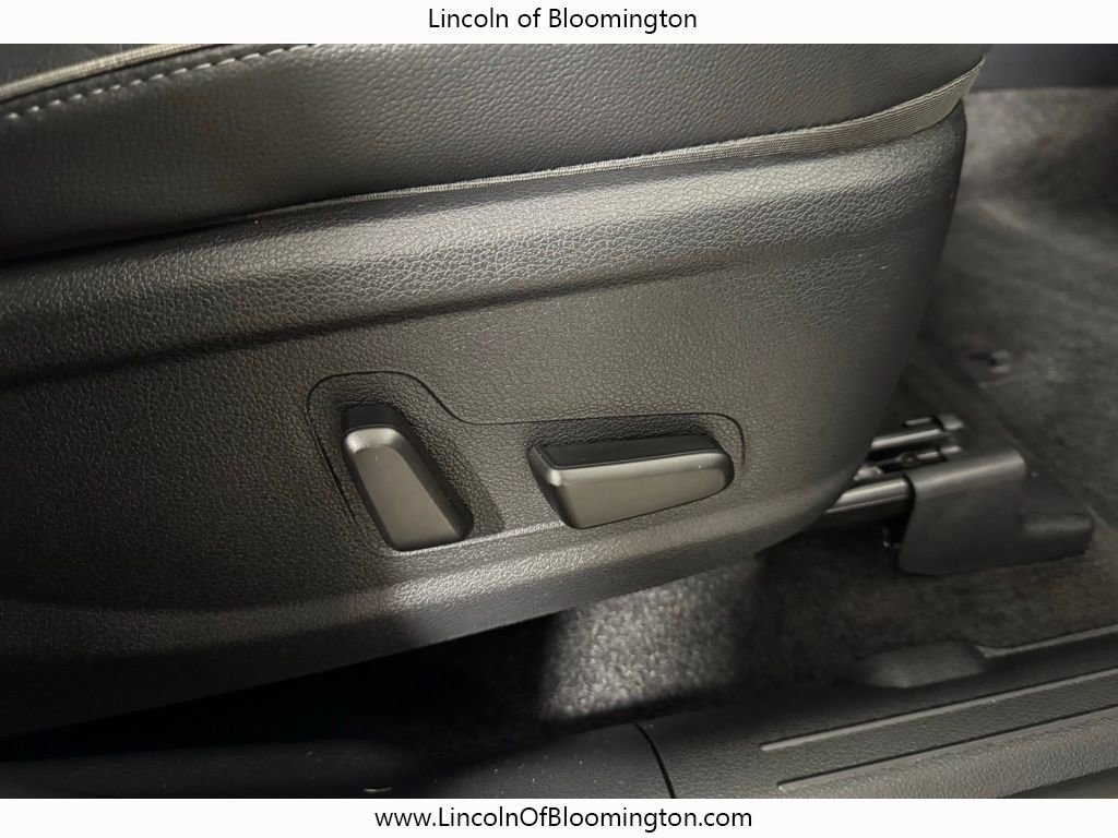 Used 2021 Hyundai Santa Fe Limited w/ Cargo Package image 15