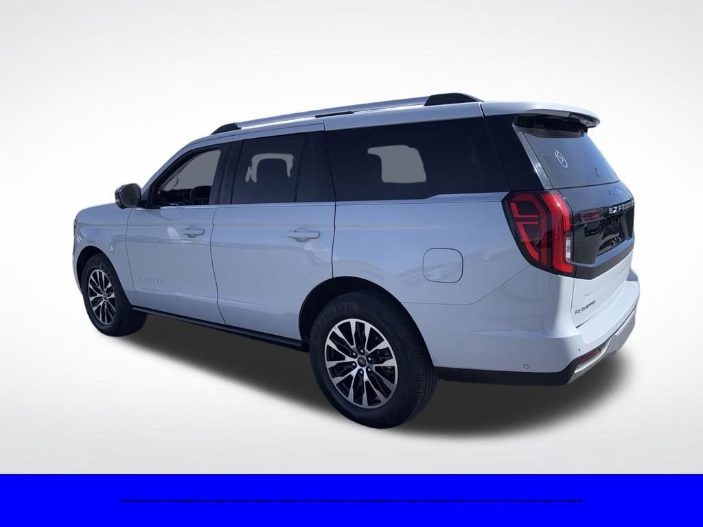 Used 2025 Ford Expedition Platinum AWD/4WD image 3