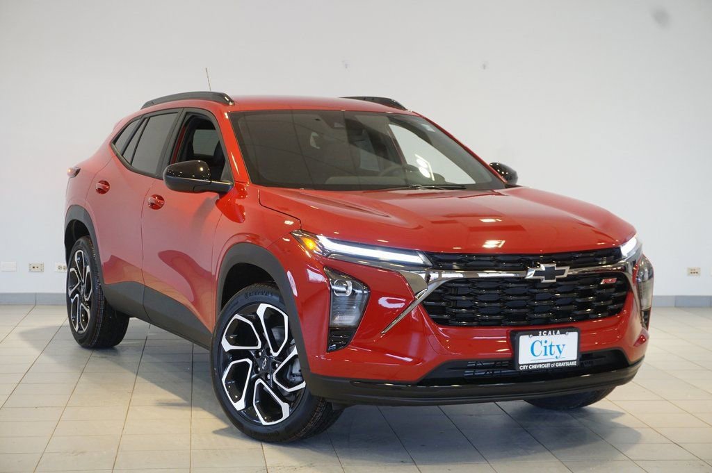 New 2026 Chevrolet Trax RS image 2