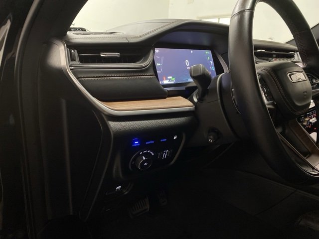 Used 2022 Jeep Grand Cherokee Summit image 35